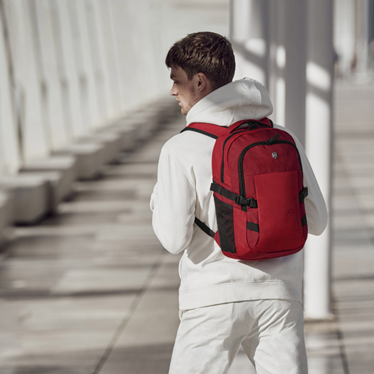 Victorinox VX Sport EVO Red 15in Laptop Backpack 20L Capacity 611414