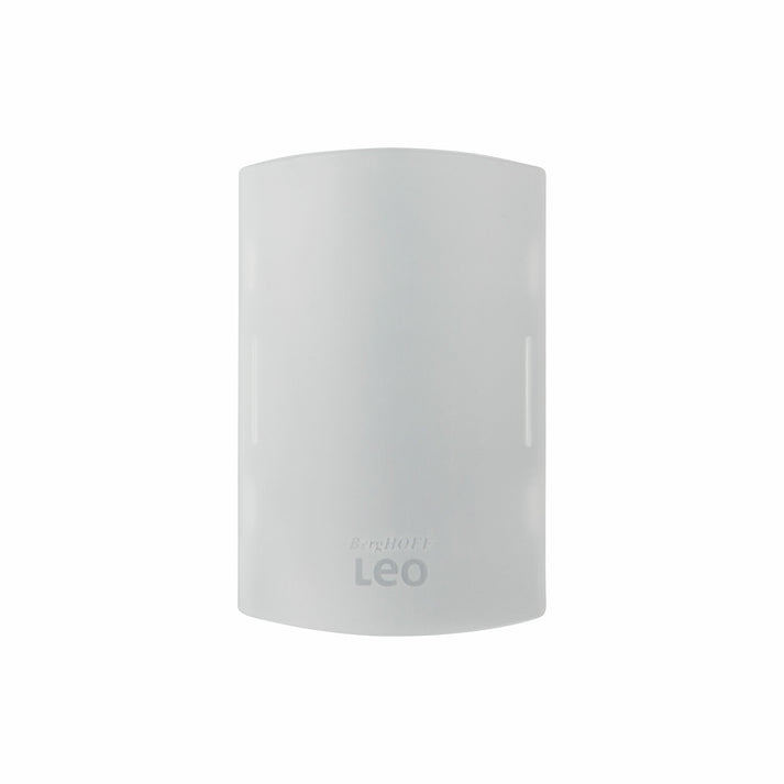 White cylindrical device labeled ’Leo’.